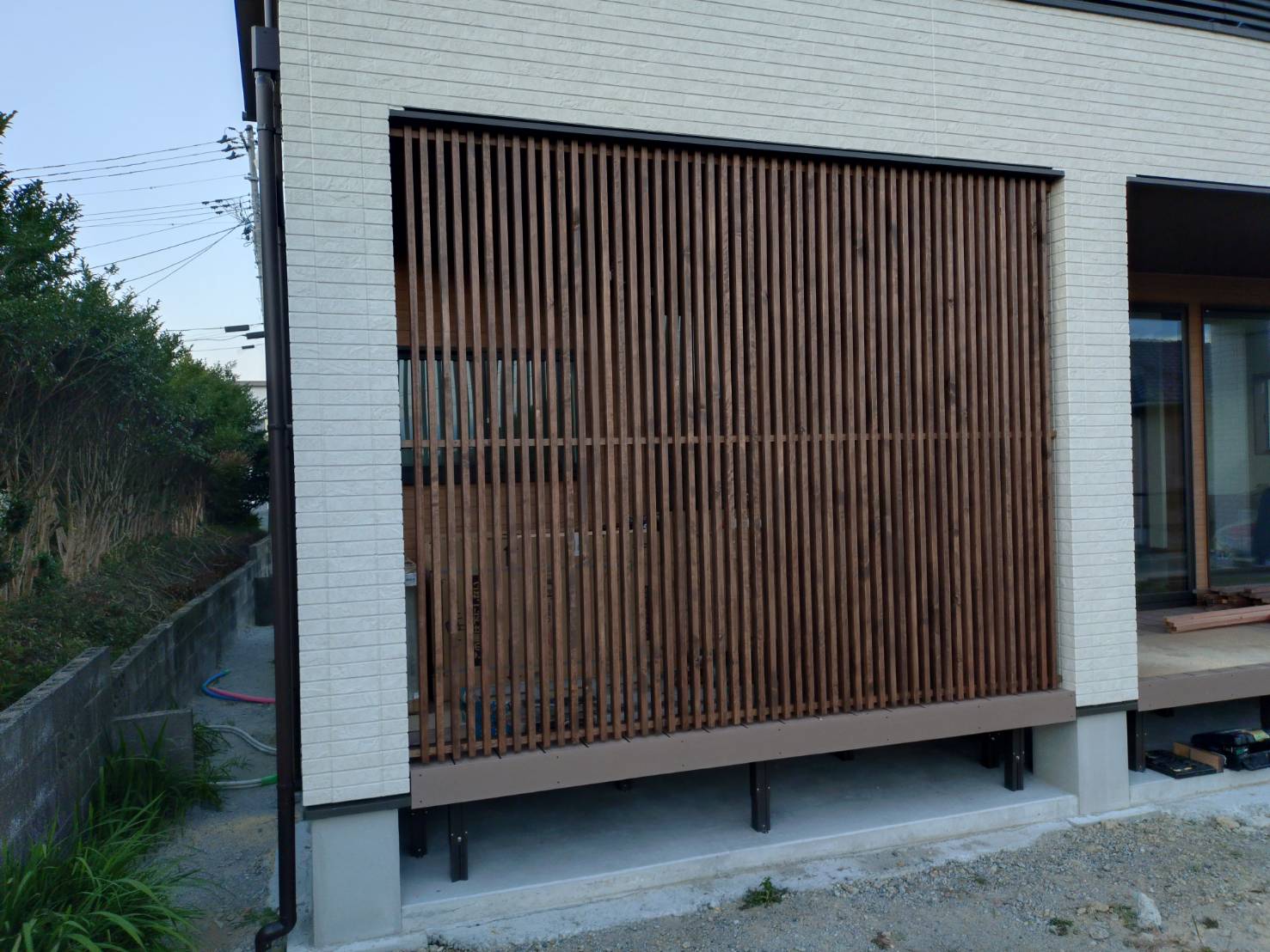 格子の取り付けのアイキャッチ